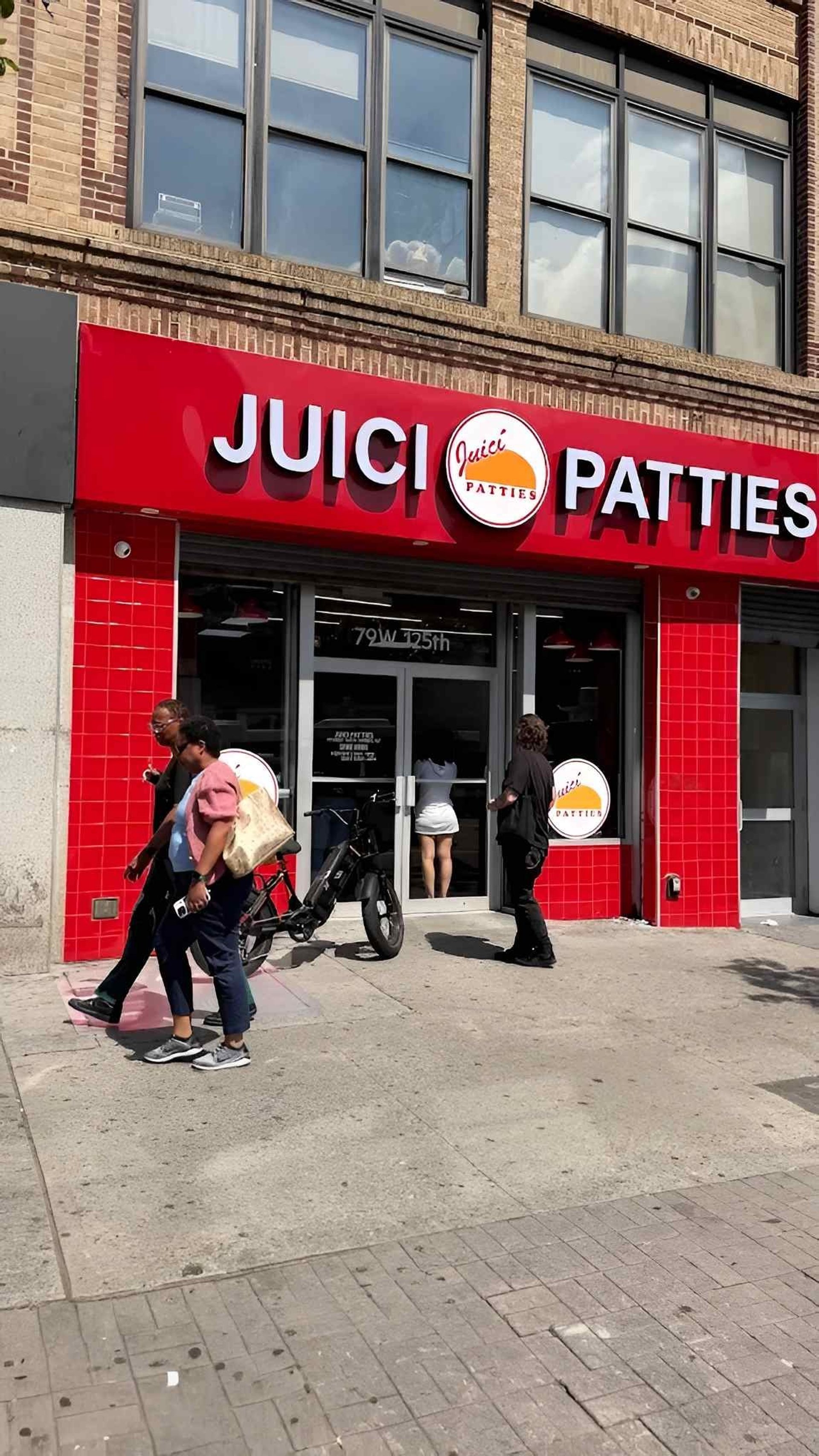Juici Patties Harlem, New York