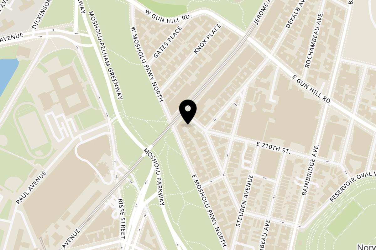 Map showing the location of Juici Patties Gun Hill, Bronx on 4-10 E 208th St in Bronx